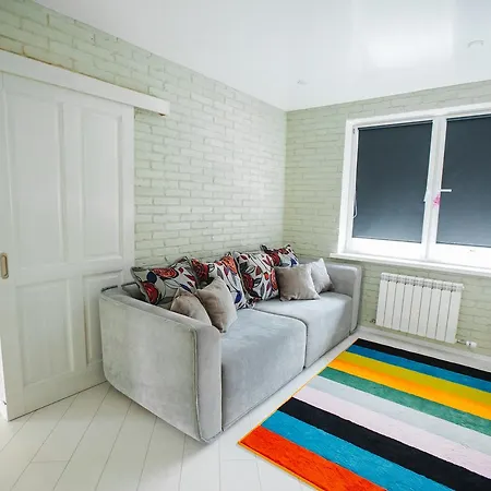 Apartment On Pritytskogo 105